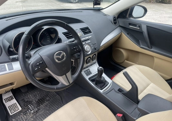 Mazda 3 cena 21000 przebieg: 160500, rok produkcji 2009 z Wołów małe 121